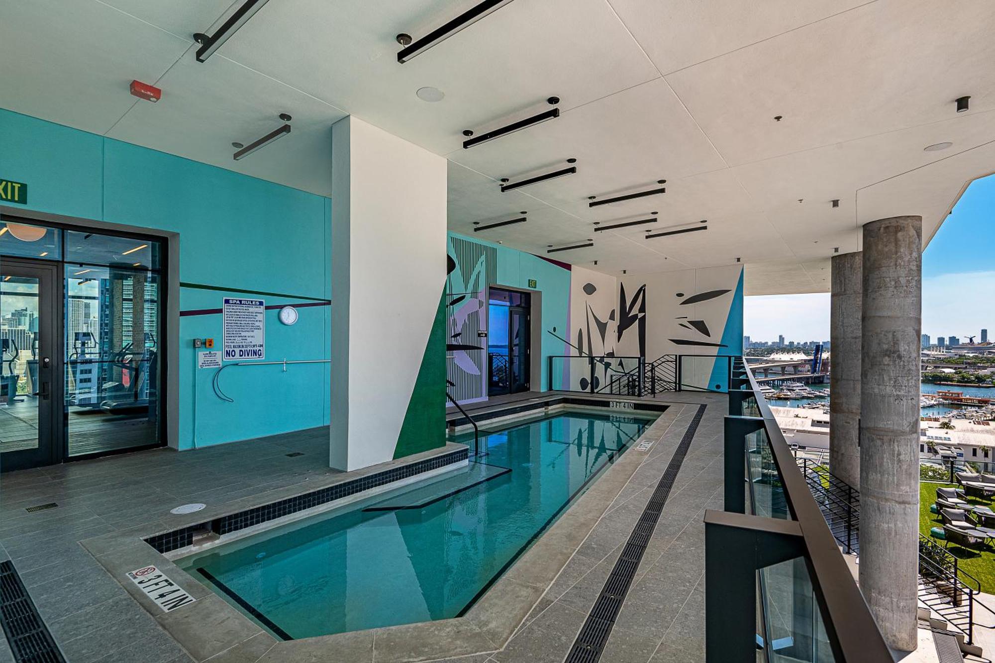 High-floor Studio With Incredible Views Awaits * Miami