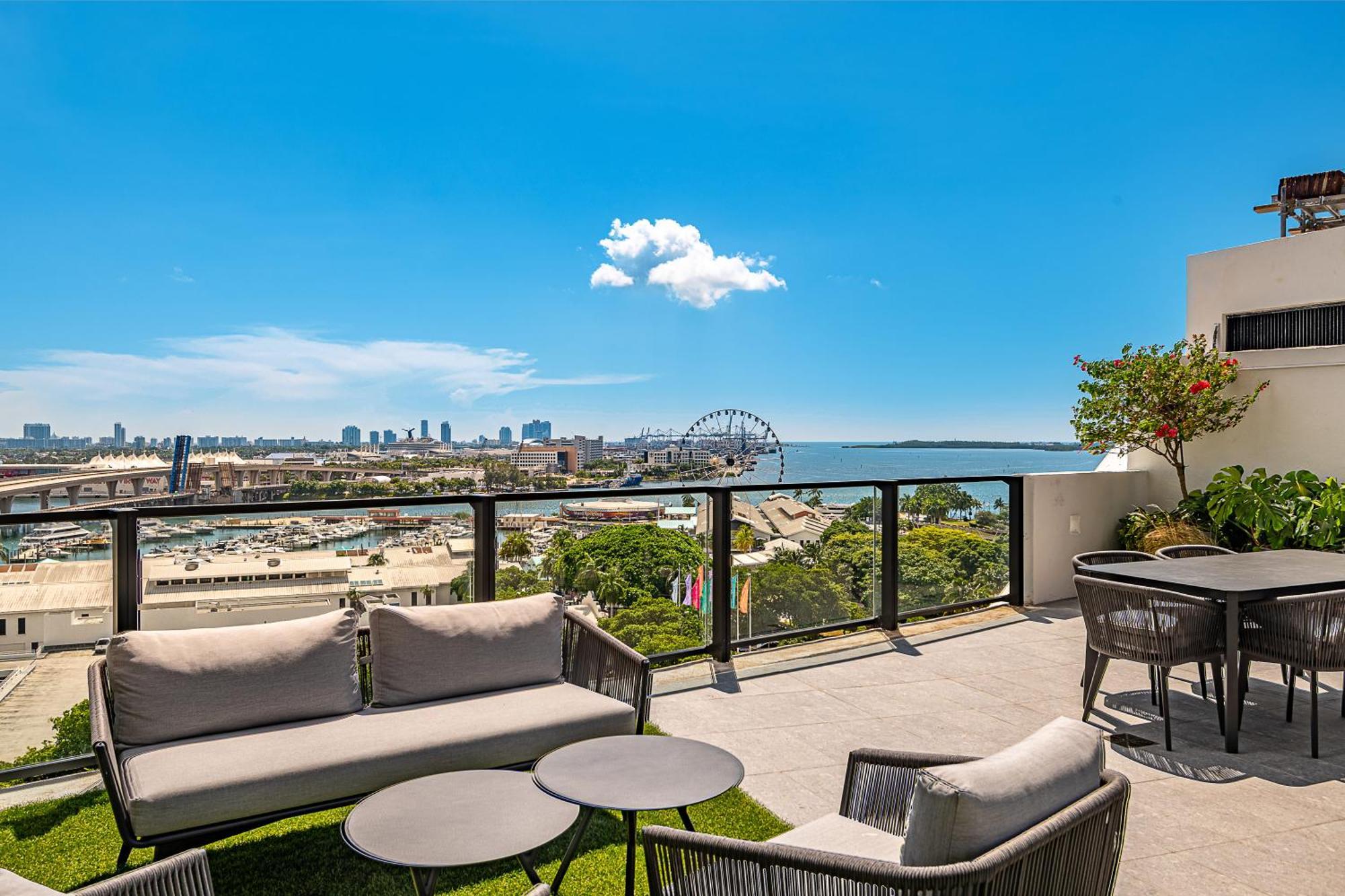 Apartamento High-floor Studio With Incredible Views Awaits
